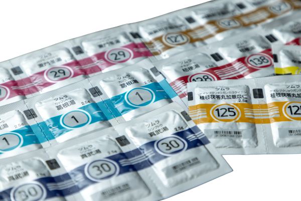 複数の漢方薬が並んだ画像